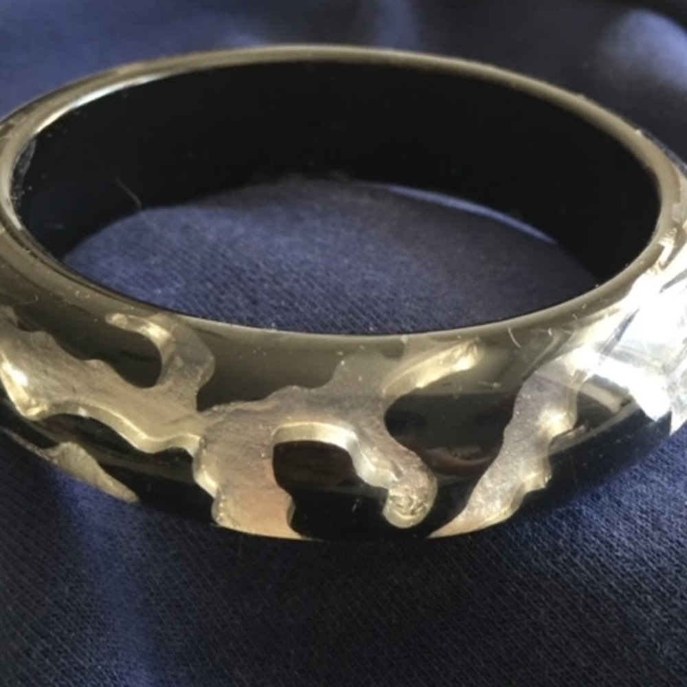 Vintage lucite silver and black bracelet